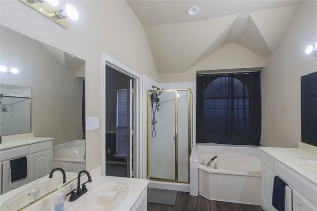 1532 Mill Creek Drive, Desoto, TX 75115