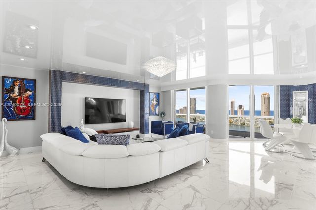 2600 Island Boulevard 2603, Aventura, FL 33160