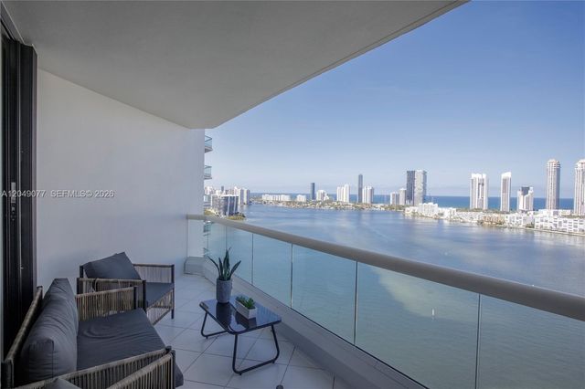 2600 Island Boulevard 2603, Aventura, FL 33160