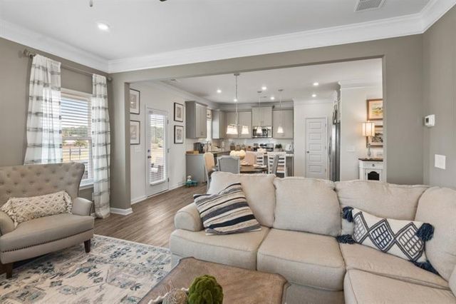 8009 Haven Springs Trace, Douglasville, GA 30134