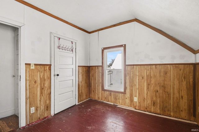 935 S 26Th Street, South Bend, IN 46615