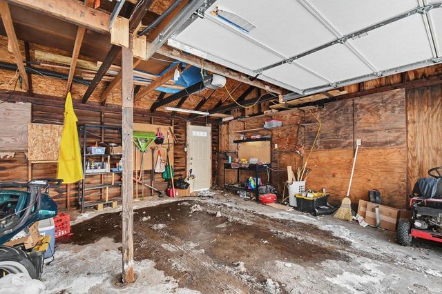 935 S 26Th Street, South Bend, IN 46615