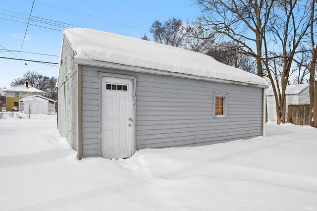 935 S 26Th Street, South Bend, IN 46615