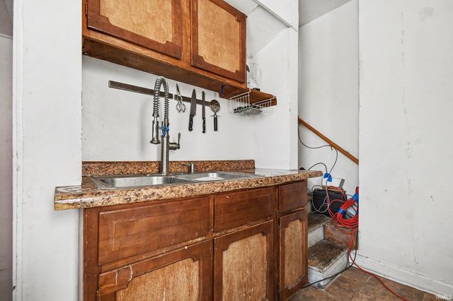 935 S 26Th Street, South Bend, IN 46615