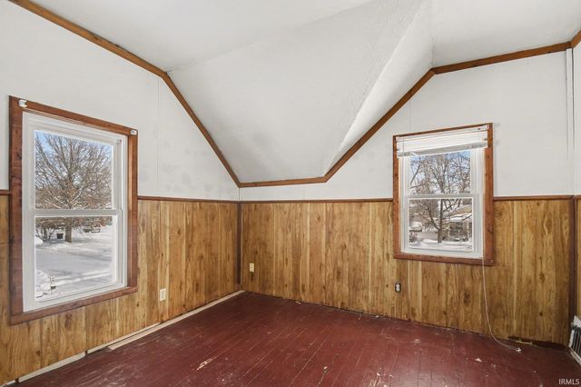 935 S 26Th Street, South Bend, IN 46615