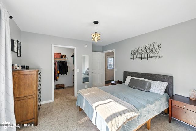 196 W Fairview Avenue, Homer, AK 99603