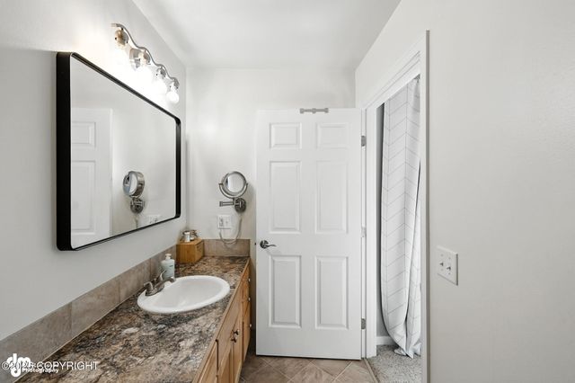 196 W Fairview Avenue, Homer, AK 99603