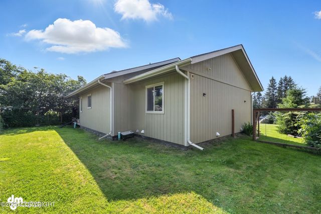 196 W Fairview Avenue, Homer, AK 99603