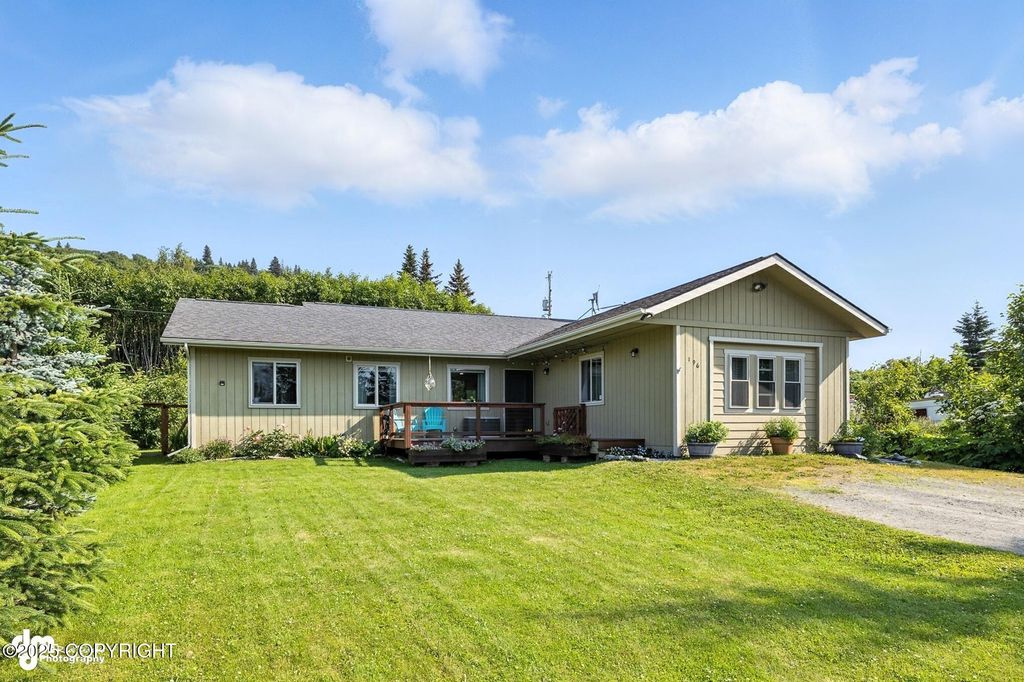 196 W Fairview Avenue, Homer, AK 99603