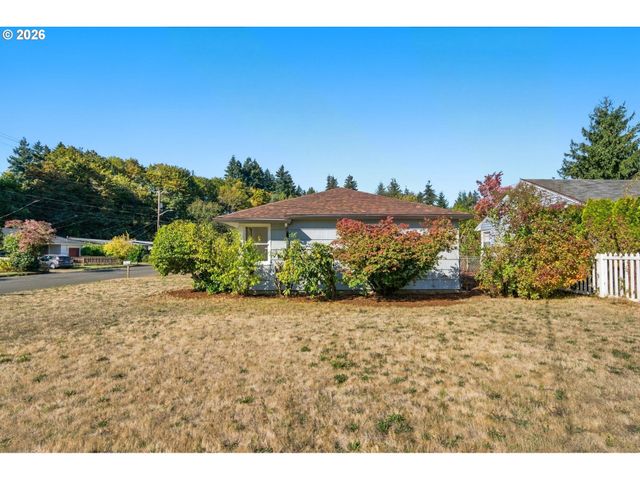 2526 E 20th St, Vancouver, WA 98661