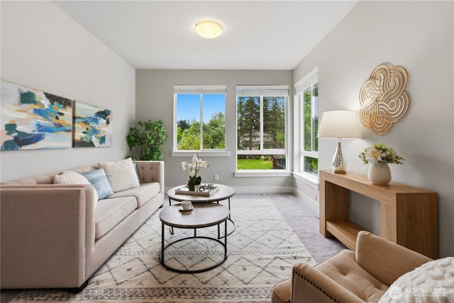 8215 NE 126th Drive, Kirkland, WA 98034