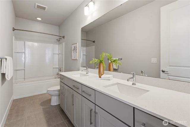 8215 NE 126th Drive, Kirkland, WA 98034