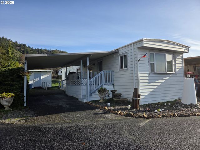 97972 HALLWAY Rd 22, Brookings, OR 97415