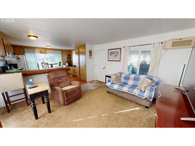 97972 HALLWAY Rd 22, Brookings, OR 97415