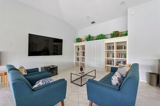 6620 Boca Del Mar Drive 102, Boca Raton, FL 33433