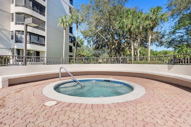 6620 Boca Del Mar Drive 102, Boca Raton, FL 33433