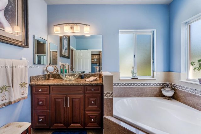 2126 NE 38th Rd 2126, Homestead, FL 33033