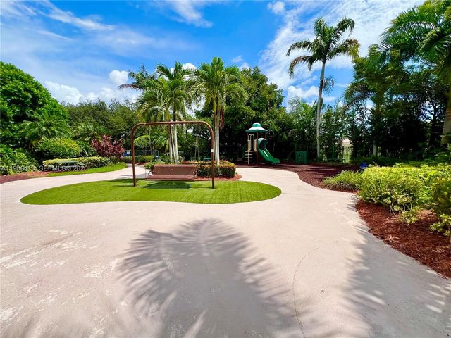 2126 NE 38th Rd 2126, Homestead, FL 33033