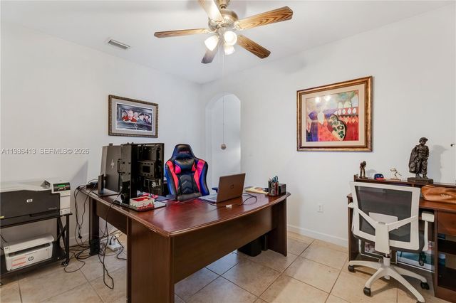 2126 NE 38th Rd 2126, Homestead, FL 33033