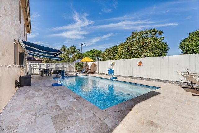 2126 NE 38th Rd 2126, Homestead, FL 33033