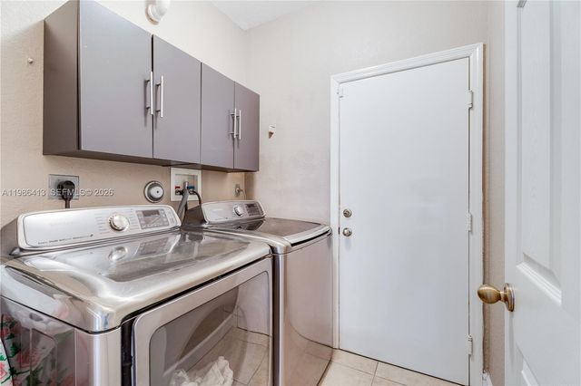 2126 NE 38th Rd 2126, Homestead, FL 33033