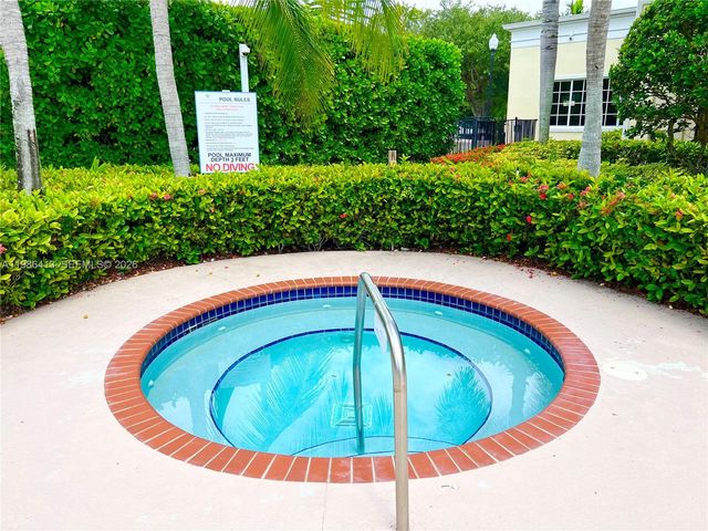 2126 NE 38th Rd 2126, Homestead, FL 33033