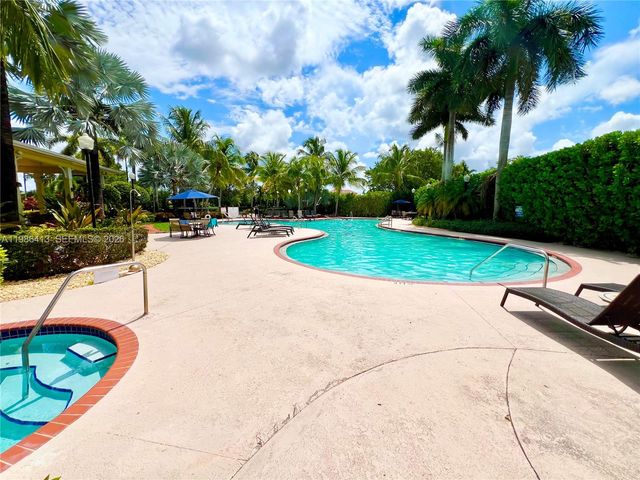 2126 NE 38th Rd 2126, Homestead, FL 33033