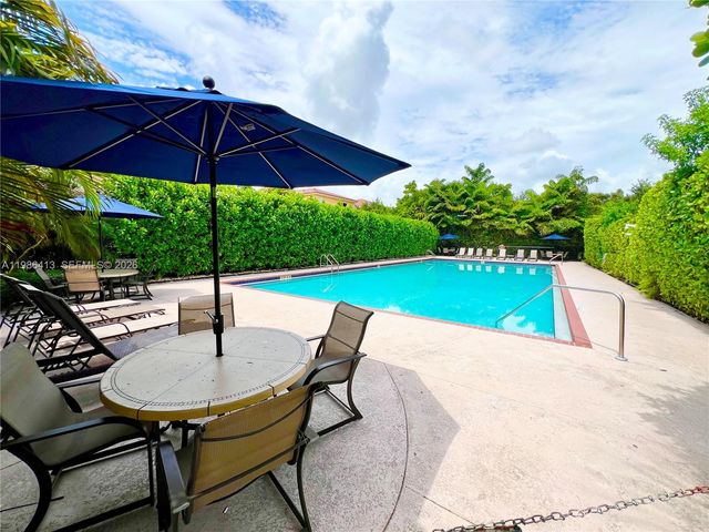 2126 NE 38th Rd 2126, Homestead, FL 33033