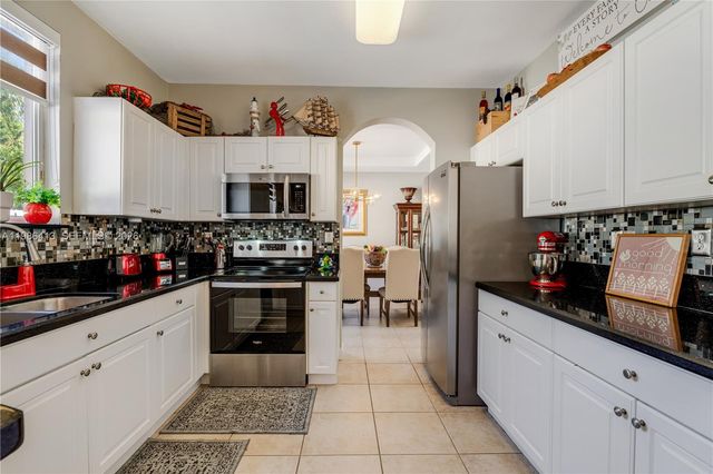 2126 NE 38th Rd 2126, Homestead, FL 33033