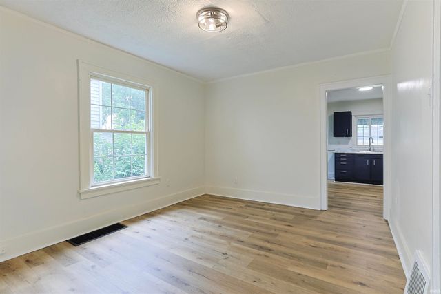 209 E 6th Street Street, Mishawaka, IN 46544