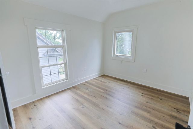 209 E 6th Street Street, Mishawaka, IN 46544