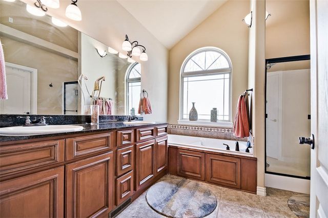 3 Buckfast Lane, Bella Vista, AR 72714