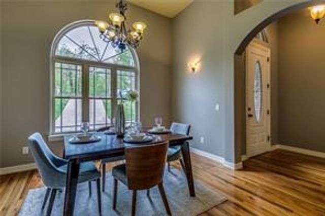 3 Buckfast Lane, Bella Vista, AR 72714