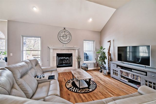 3 Buckfast Lane, Bella Vista, AR 72714