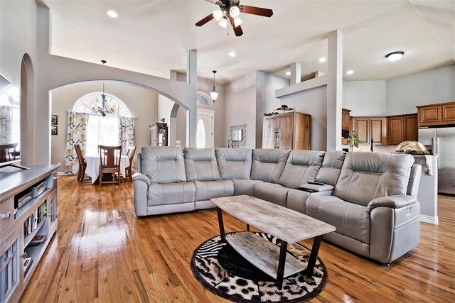 3 Buckfast Lane, Bella Vista, AR 72714