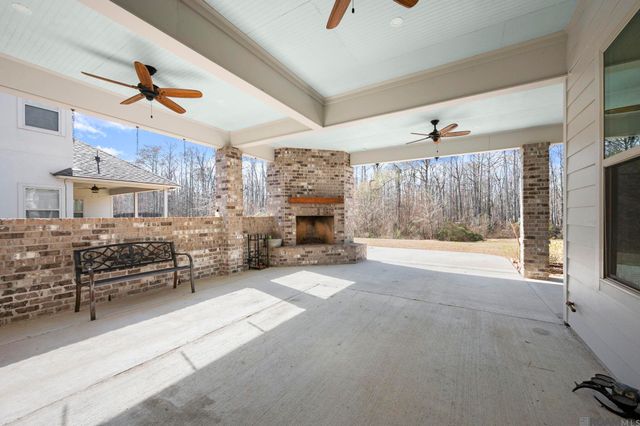 23373 Cypress Cove, Springfield, LA 70462