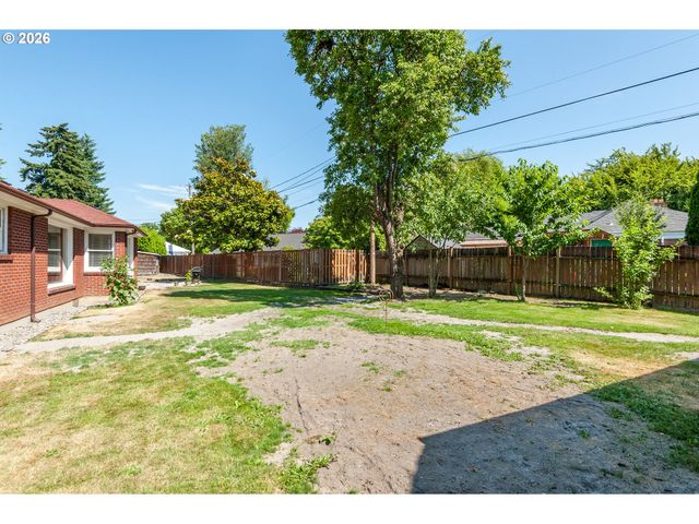 2615 OCEAN BEACH Hwy, Longview, WA 98632