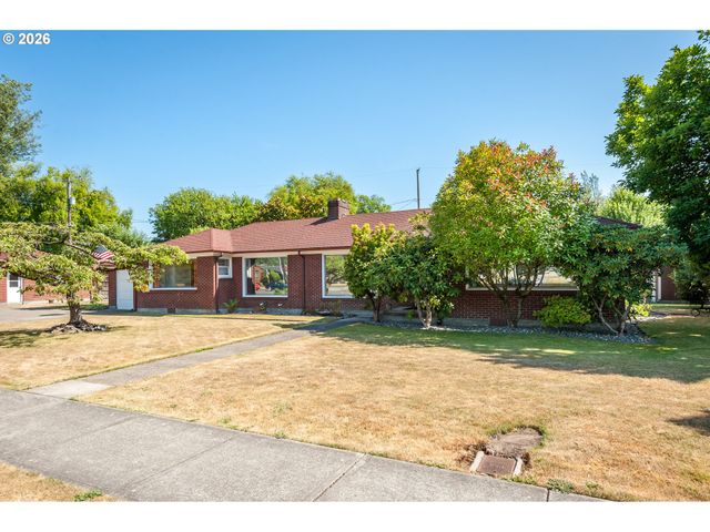 2615 OCEAN BEACH Hwy, Longview, WA 98632
