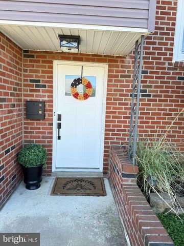 9319 MARSDEN ST, Philadelphia, PA 19114