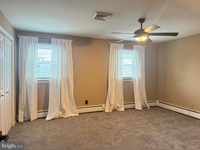 9319 MARSDEN ST, Philadelphia, PA 19114