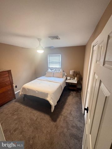 9319 MARSDEN ST, Philadelphia, PA 19114