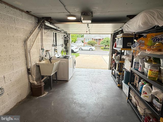 9319 MARSDEN ST, Philadelphia, PA 19114