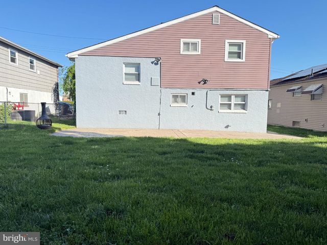9319 MARSDEN ST, Philadelphia, PA 19114