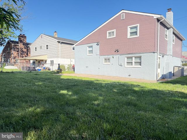 9319 MARSDEN ST, Philadelphia, PA 19114