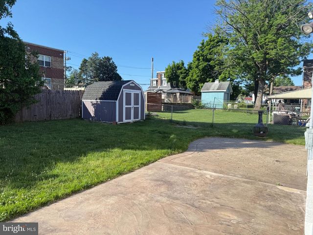 9319 MARSDEN ST, Philadelphia, PA 19114