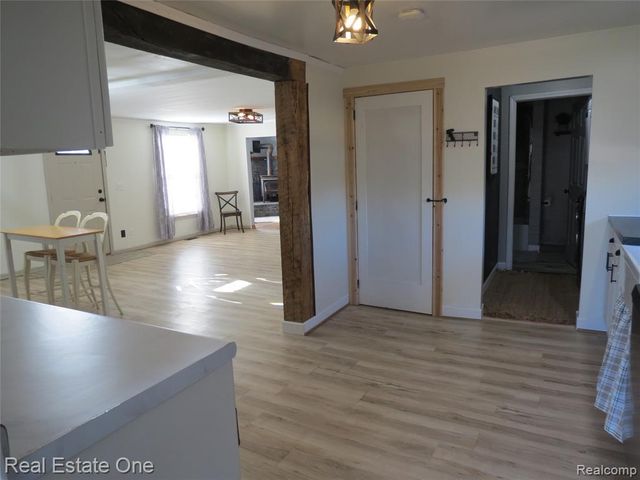 225 South Street, Fowlerville, MI 48836