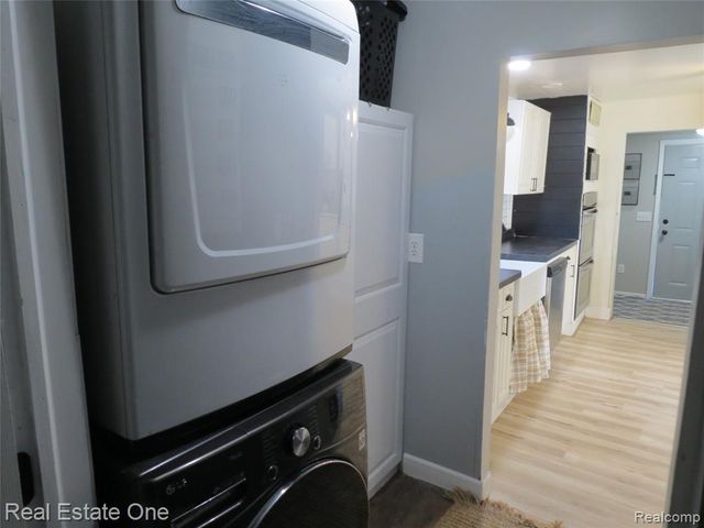 225 South Street, Fowlerville, MI 48836