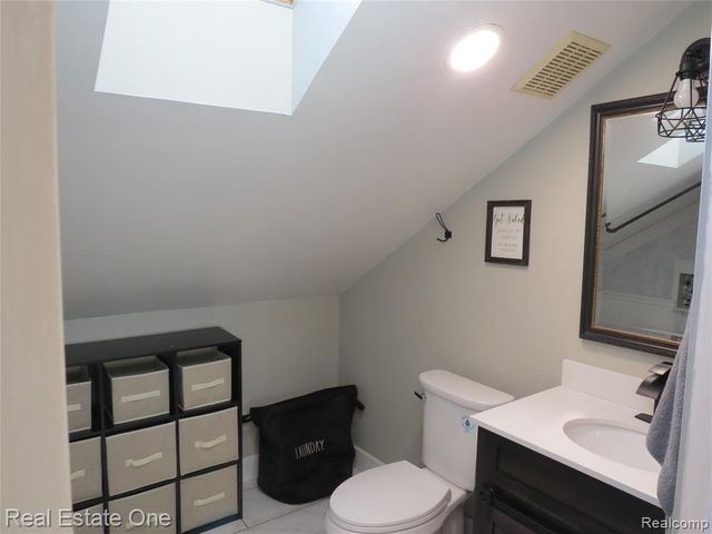 225 South Street, Fowlerville, MI 48836