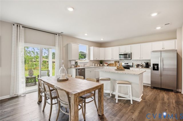 234 Glenmore Ln, Keswick, VA 22947