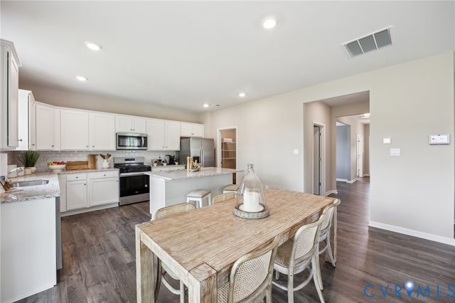 234 Glenmore Ln, Keswick, VA 22947